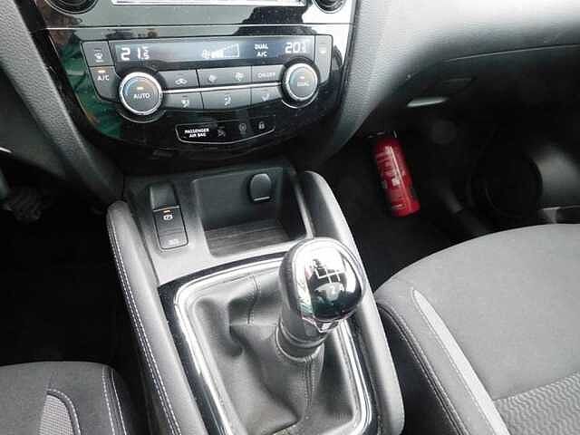 Nissan Qashqai 1.3 DIG-T Urban Edition