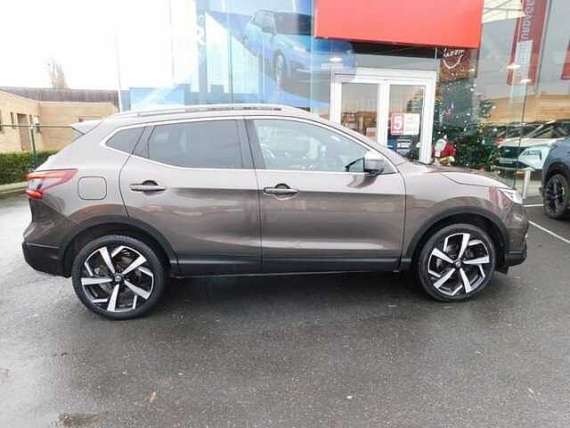 Nissan Qashqai 1.3 DIG-T Tekna+ DCT AUTOMAAT