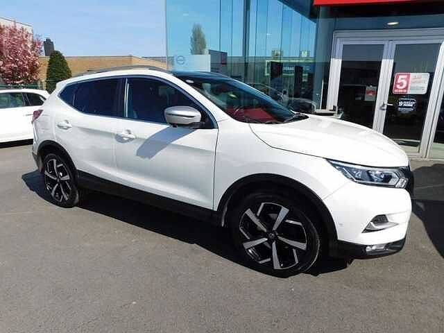 Nissan Qashqai 1.2 DIG-T Tekna Plus