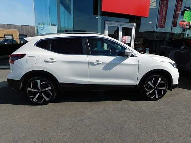 Nissan Qashqai 1.2 DIG-T Tekna Plus