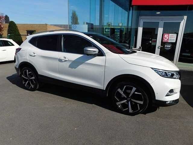 Nissan Qashqai 1.2 DIG-T Tekna Plus