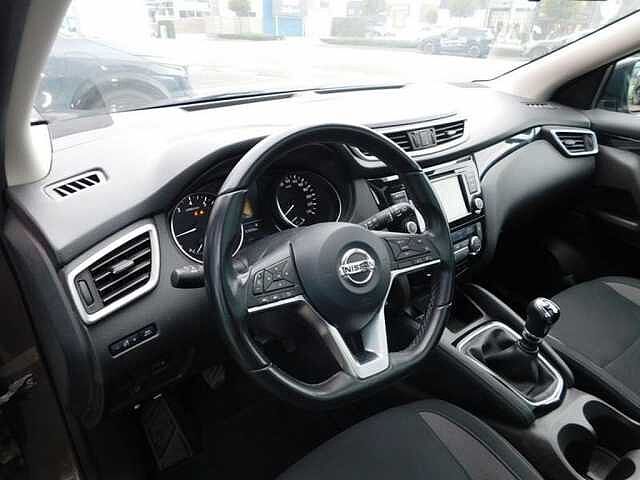 Nissan Qashqai 1.3 DIG-T Urban Edition