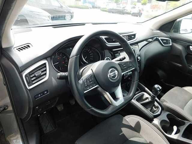 Nissan Qashqai 1.3 DIG-T N-Connecta