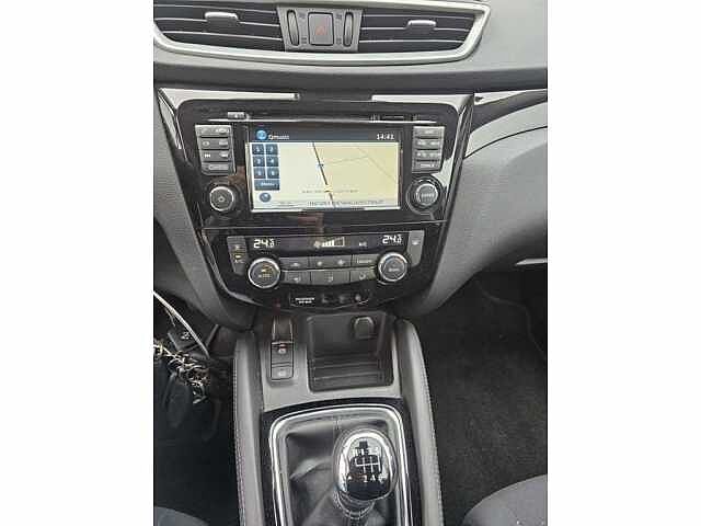 Nissan Qashqai 1.2 DIG-T Acenta Navi