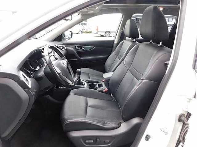 Nissan X-Trail 1.6 DIG-T Tekna