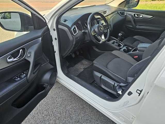 Nissan Qashqai 1.3 DIG-T N-Connecta  3 JAAR WAARBORG