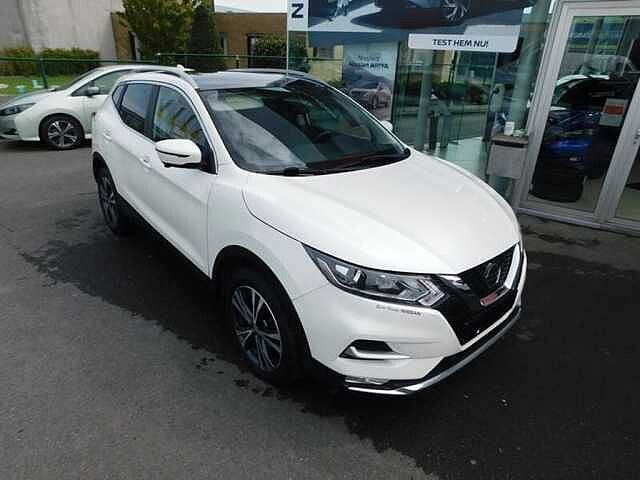 Nissan Qashqai 1.3 DIG-T N-Connecta  3 JAAR WAARBORG