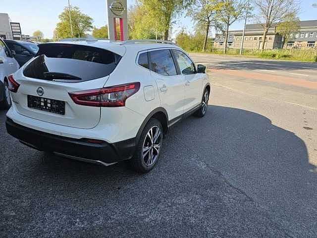 Nissan Qashqai 1.3 DIG-T N-Connecta  3 JAAR WAARBORG