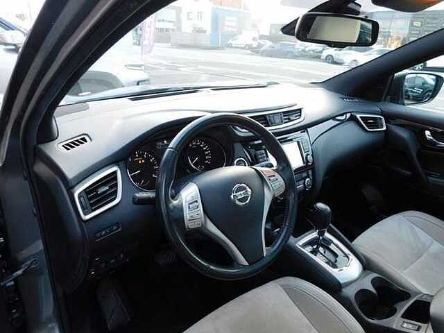 Nissan Qashqai 1.2 DIG-T Tekna Xtronic AUTOMAAT