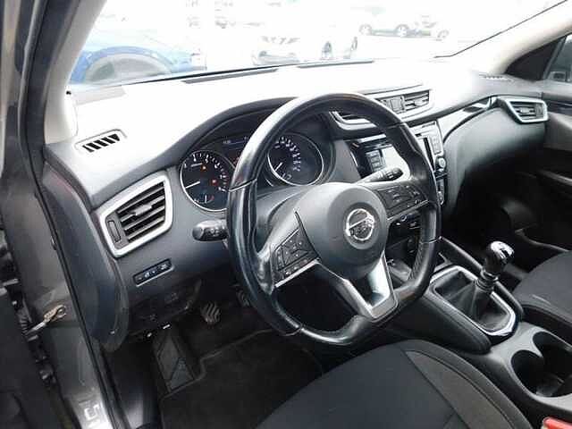 Nissan Qashqai 1.3 DIG-T URBAN EDITION  5 JAAR WAARBORG