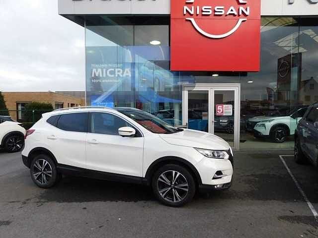 Nissan Qashqai 1.3 DIG-T N-Connecta  3 JAAR WAARBORG
