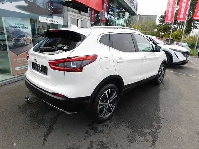 Nissan Qashqai 1.3 DIG-T N-Connecta  3 JAAR WAARBORG