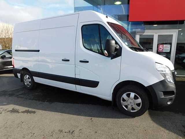 Nissan Interstar 2.3 dCi L2H2 3T5 Acenta  4000 KM  DEMOWAGEN