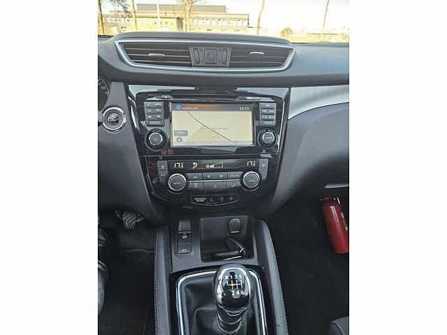 Nissan Qashqai 1.2 DIG-T N-Connecta  2 JAAR WAARBORG