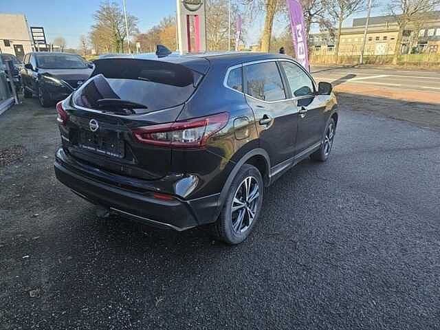 Nissan Qashqai N-Connecta 1.3 5 JAAR WAARBORG