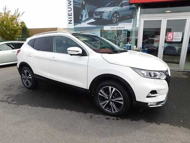 Nissan Qashqai 1.3 DIG-T N-Connecta  3 JAAR WAARBORG