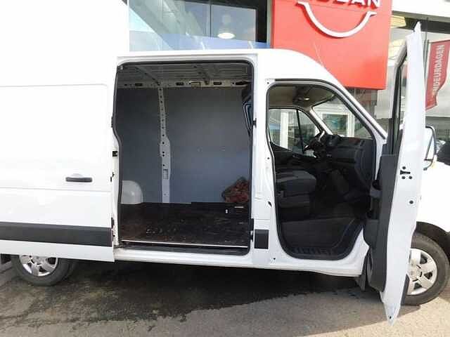 Nissan Interstar 2.3 dCi L2H2 3T5 Acenta  4000 KM  DEMOWAGEN