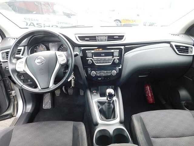 Nissan Qashqai 1.2  DIG-T Acenta  48000KM