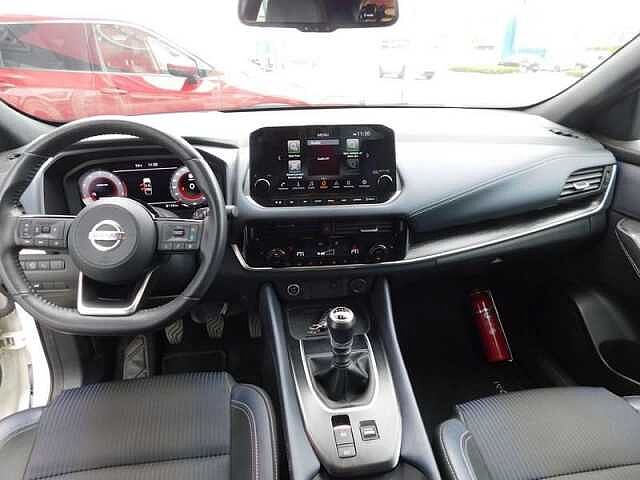 Nissan Qashqai 1.3 Mild-Hybrid Tekna 72000 KM 6 JAAR WAARBORG