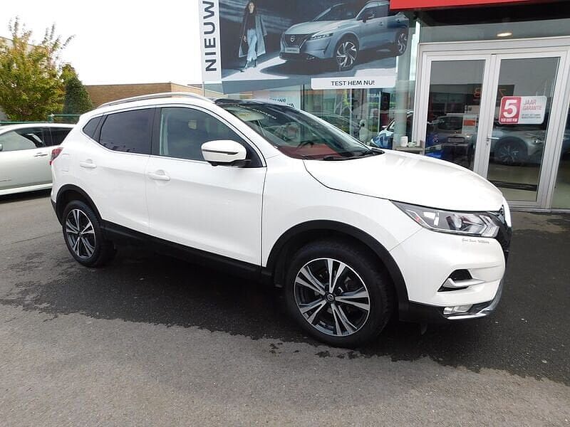 Nissan Qashqai 1.3 DIG-T N-Connecta  3 JAAR WAARBORG