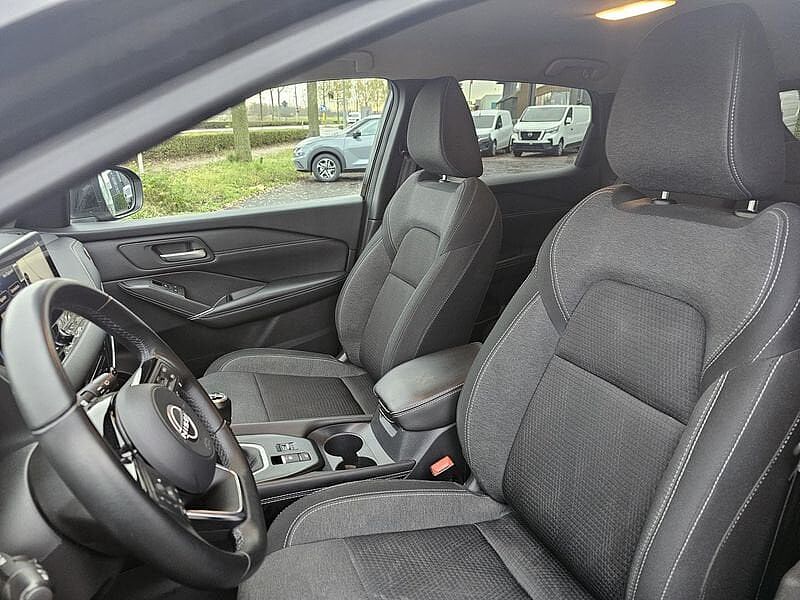 Nissan Qashqai 1.3 Mild-Hybrid N-Connecta 6JAAR WAARBORG