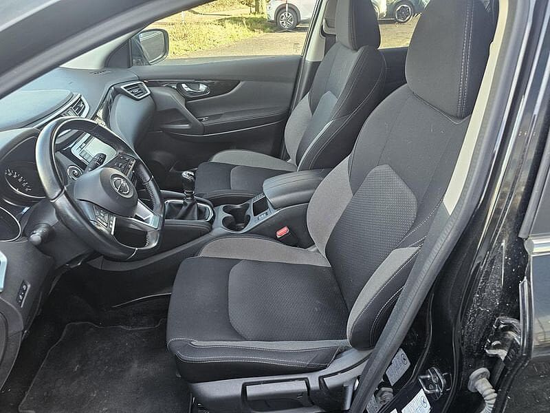 Nissan Qashqai N-Connecta  1.3    5 JAAR WAARBORG