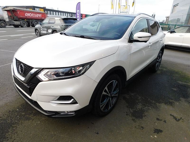Nissan Qashqai 1.3 DIG-T N-Connecta  3 JAAR WAARBORG