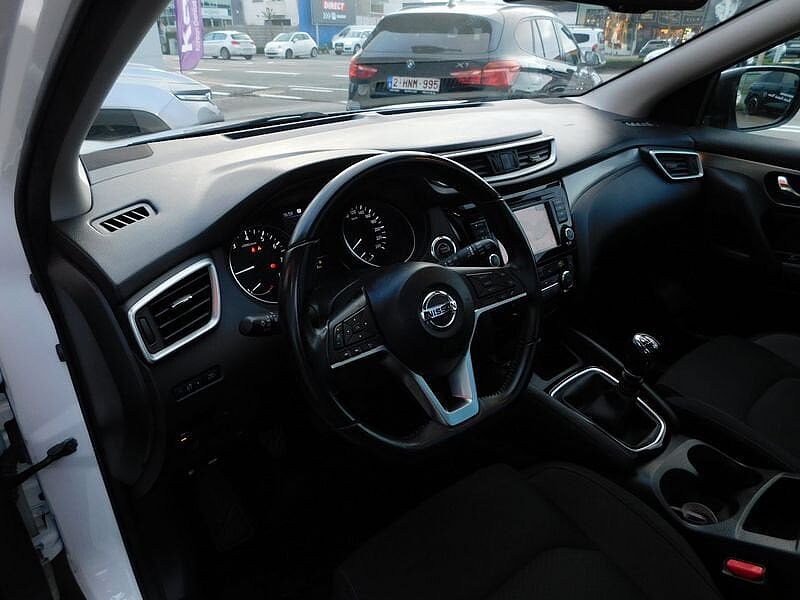 Nissan Qashqai 1.3 DIG-T N-Connecta  3 JAAR WAARBORG