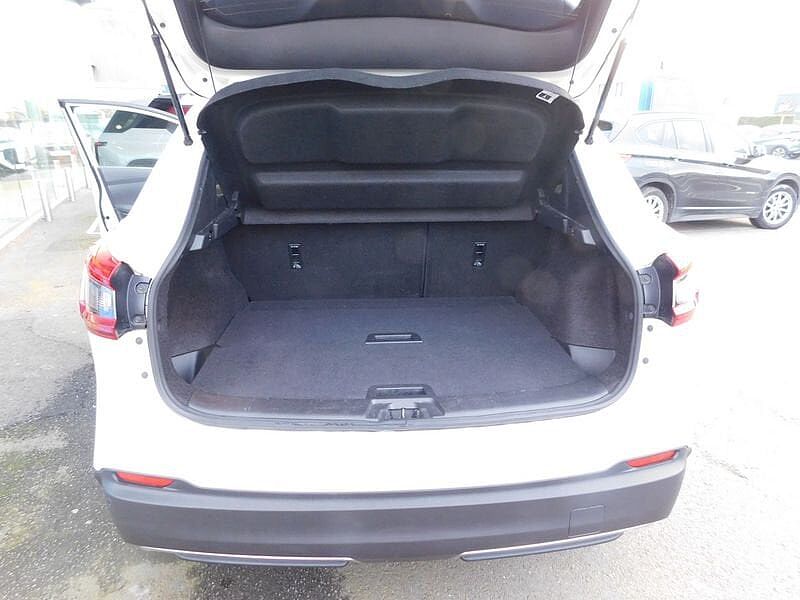 Nissan Qashqai 1.3 DIG-T N-Connecta  3 JAAR WAARBORG