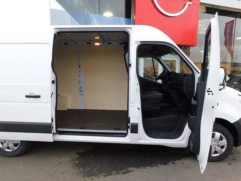 Nissan Interstar 2.3 dCi L2H2 3T5 N-Connecta  AUTOMAAT  DEMOWAGEN  40KM