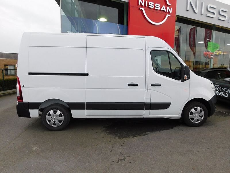 Nissan Interstar 2.3 dCi L2H2 3T5 N-Connecta  AUTOMAAT  DEMOWAGEN  40KM