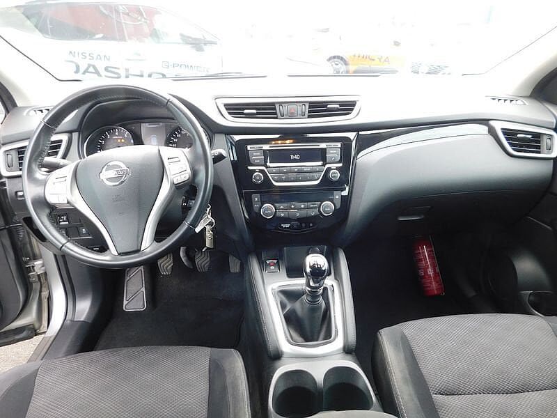 Nissan Qashqai 1.2  DIG-T Acenta  48000KM