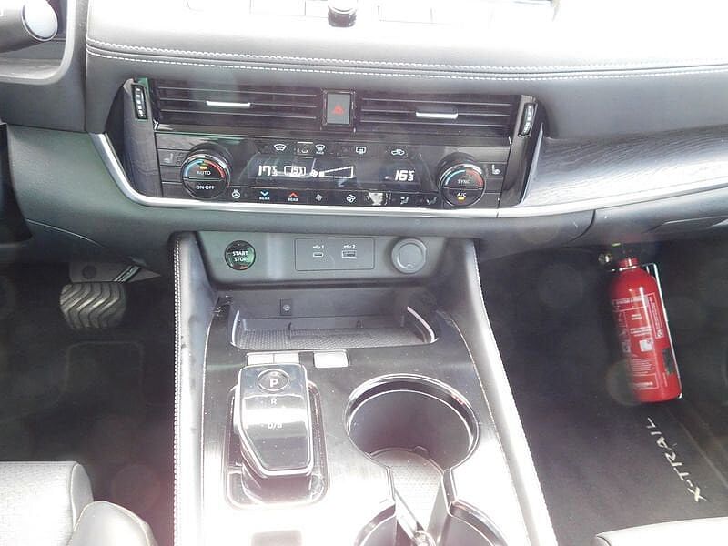 Nissan X-Trail 1.5 E-POWER Tekna  7 JAAR WAARBORG