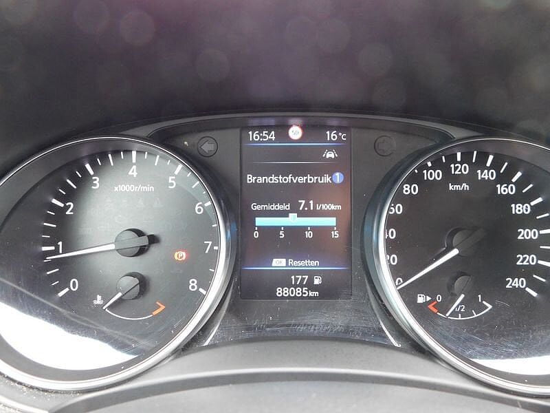 Nissan Qashqai 1.3 DIG-T N-TEC  5 JAAR WAARBORG