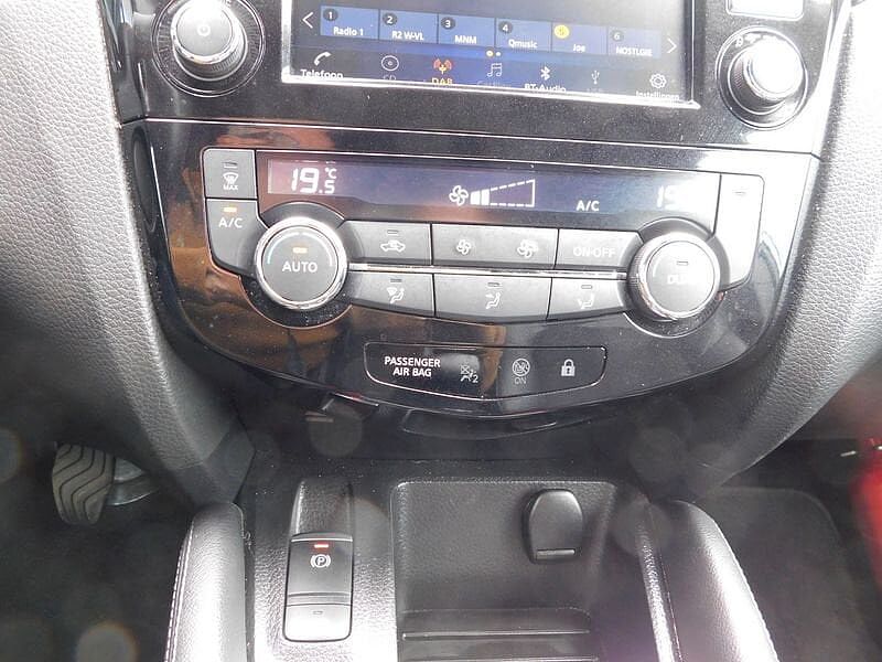 Nissan Qashqai 1.3 DIG-T N-TEC  5 JAAR WAARBORG