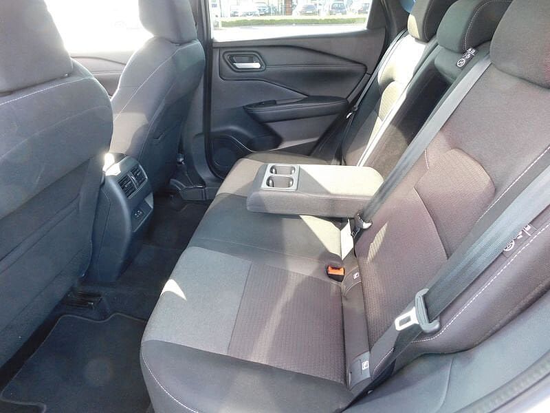 Nissan Qashqai 1.3 Mild-Hybrid N-Connecta  5 JAAR WAARBORG