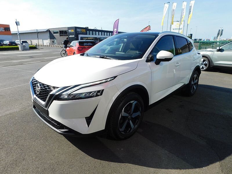 Nissan Qashqai 1.3 Mild-Hybrid N-Connecta  5 JAAR WAARBORG