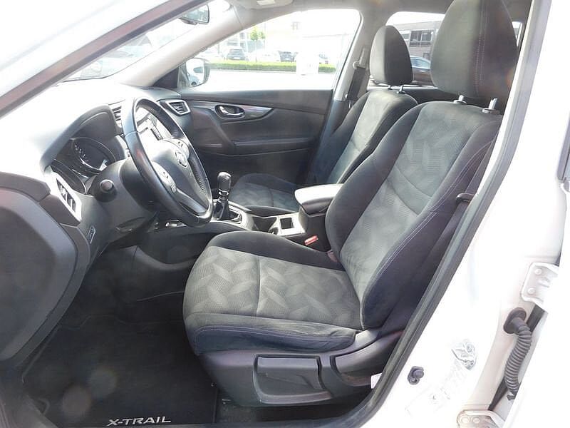 Nissan X-Trail 1.6 DIG-T Connect Edition