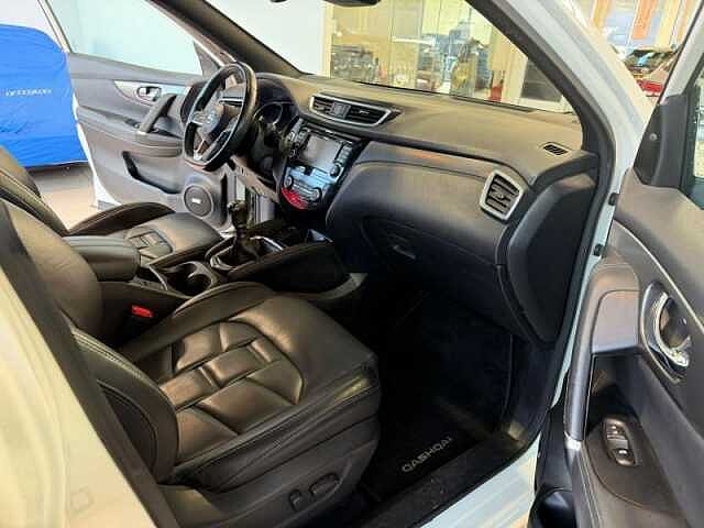 Nissan Qashqai Tekna 1.2 DIG-T