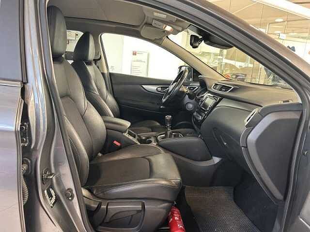 Nissan Qashqai TEKNA 1.3 DIG-T 103 kW