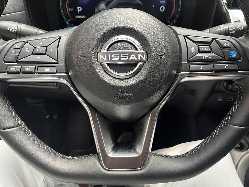 Nissan Juke TEKNA *HYBRIDE* 143 CV