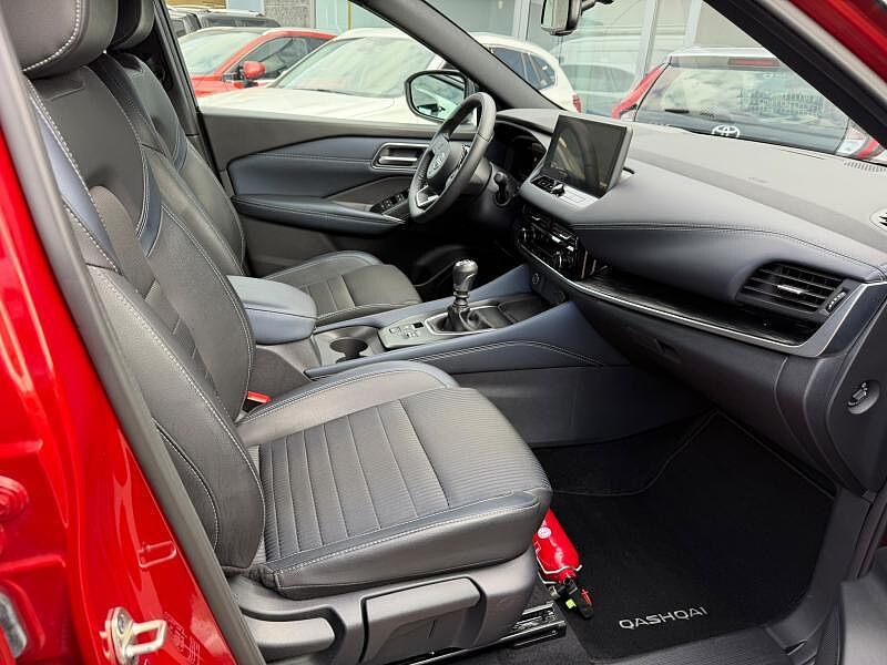Nissan Qashqai MY23 Mild-Hybrid 140 MT 2WD Te
