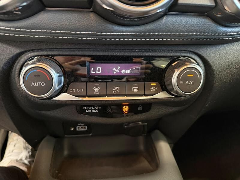 Nissan Juke N-Connecta 1.0 DIG-T