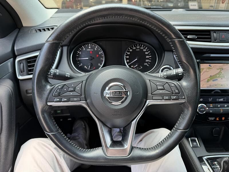 Nissan Qashqai TEKNA 1.3 DIG-T 117 kW