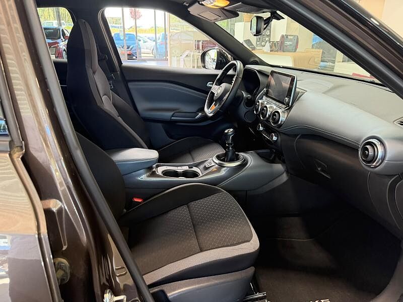 Nissan Juke N-Connecta 1.0 DIG-T
