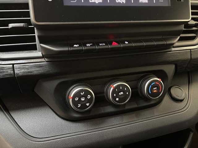 Nissan Interstar N-CONNECTA + Pack Cargo VAN L2H1 3t1