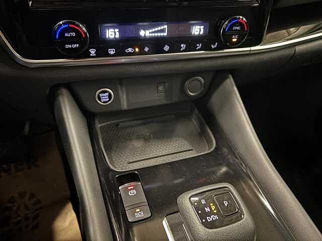 Nissan Qashqai N connecta AUTOMATIQUE