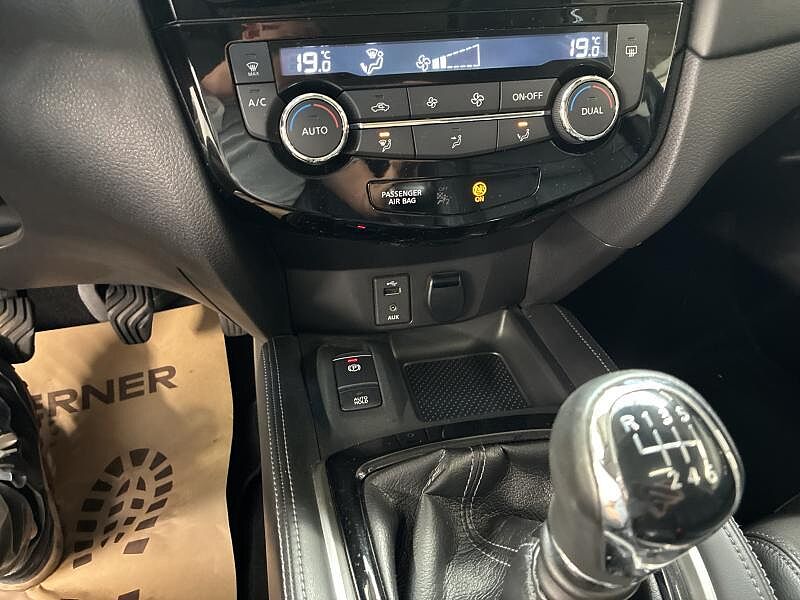 Nissan X-Trail TEKNA 4x4