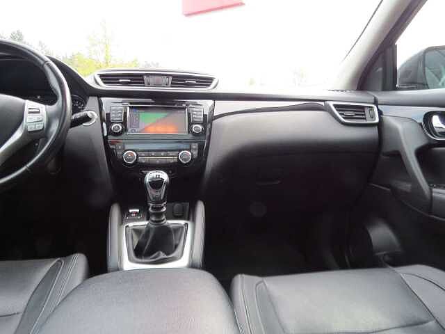 Nissan Qashqai 1.6 dCi 2WD BLACK EDITION