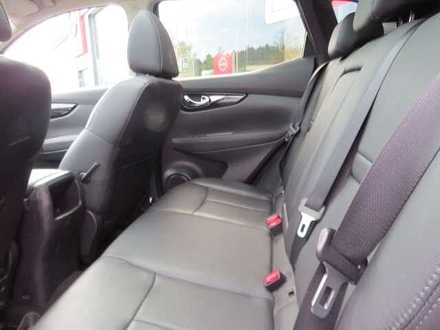Nissan Qashqai 1.6 dCi 2WD BLACK EDITION